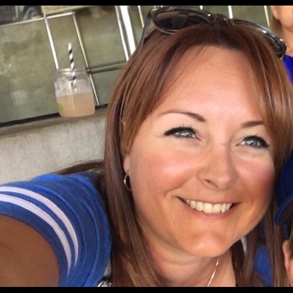 Meet your Posher, Tiffany - Picture 1 of 1